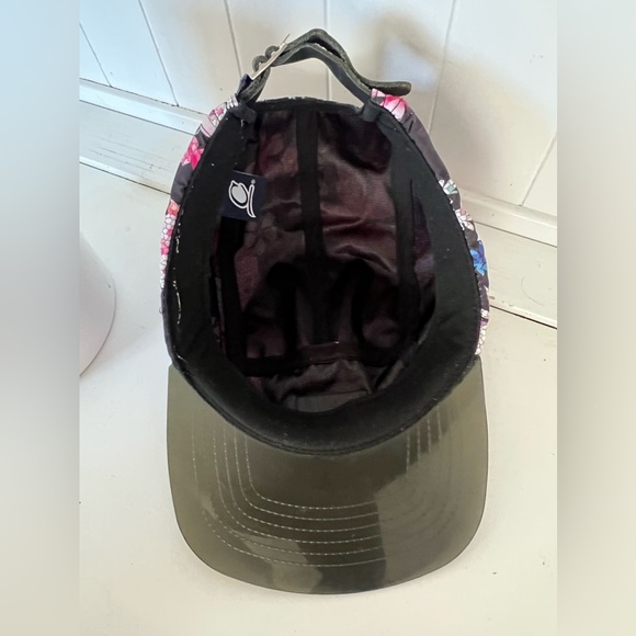 Original Chuck Floral Strap Back See Through Visor - Picture 4 of 9